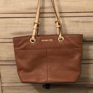 Michael Kors Bedford Leather Medium Tote Purse 👜